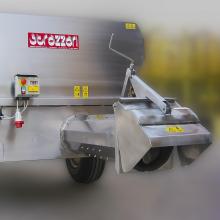 Trailer with auger G4 -electrical motor